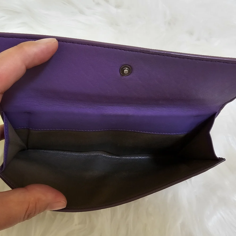 💕🎶🎉HOST PICK🎉🎶💕Authentic Bottega Veneta Intrecciato long wallet - Picture 10 of 17
